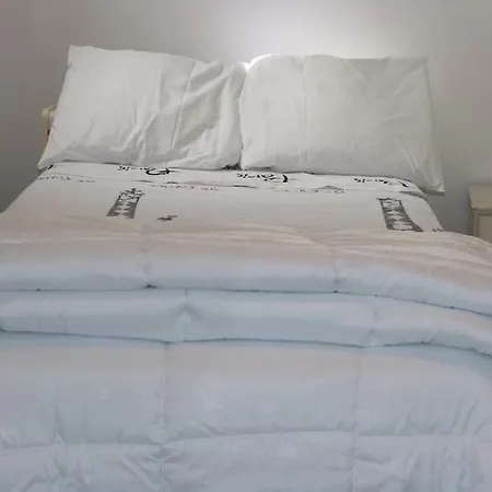 Tsangaris House In Action